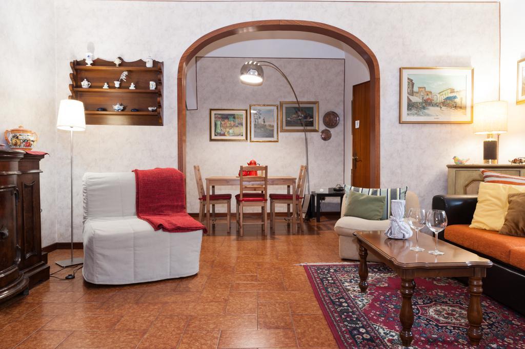 Casa Vacanze Le Piagge Di Scappini Simona Montelupo Fiorentino Exterior foto